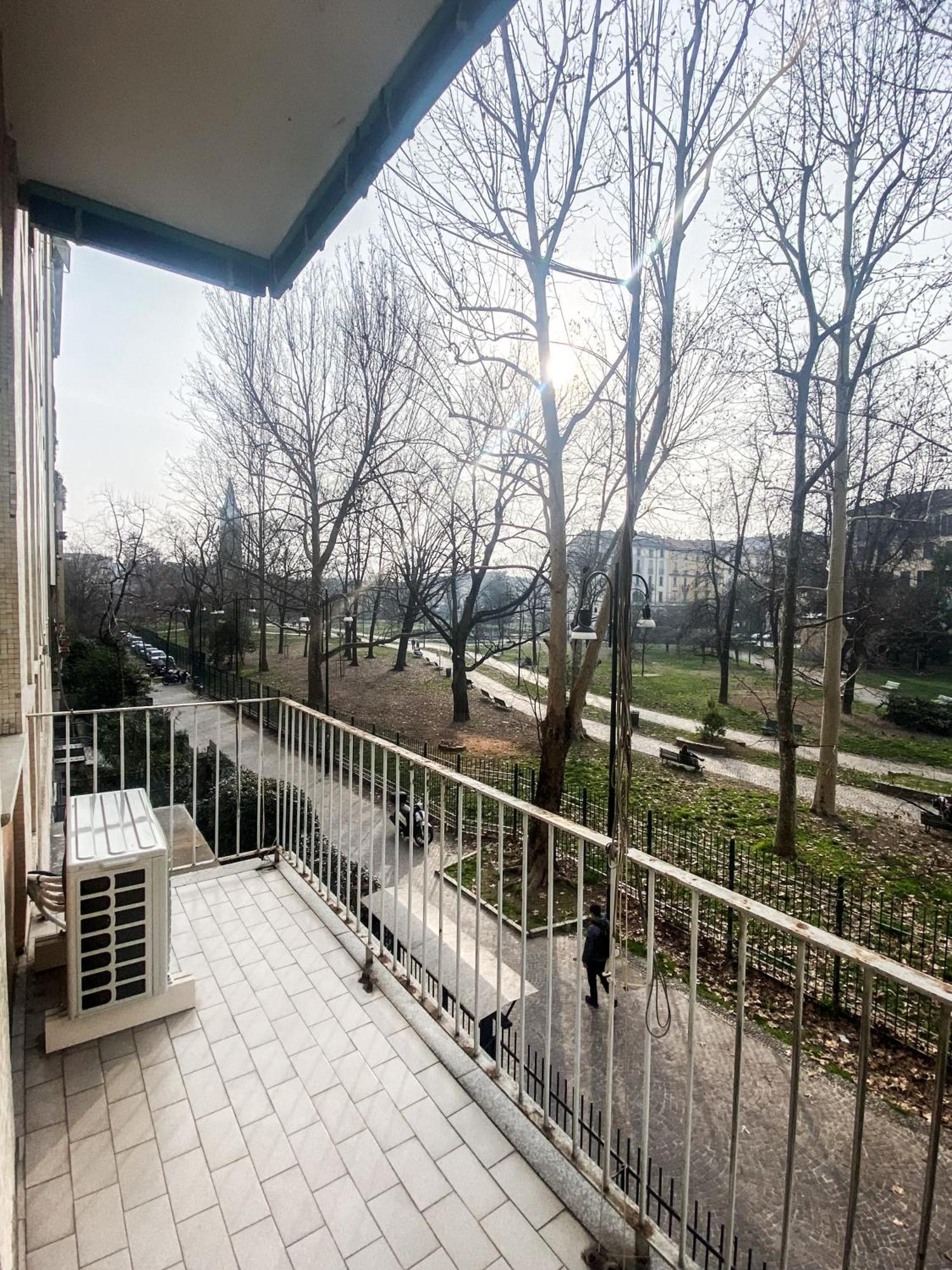 Molino Cozy Apartment With Park View In Downtown Milano Exterior foto